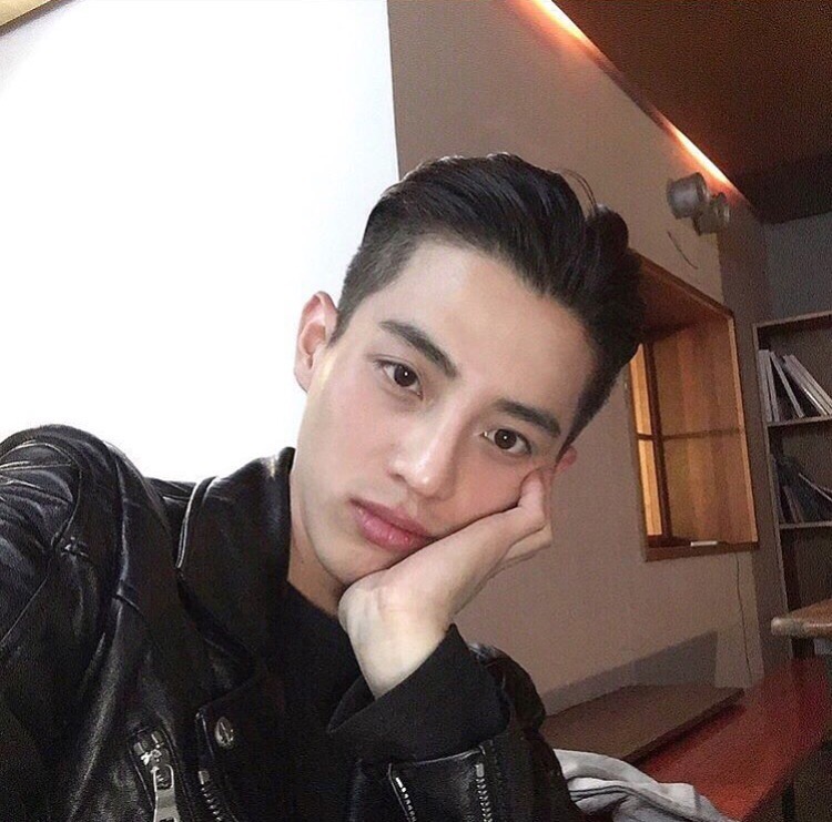 李美维国