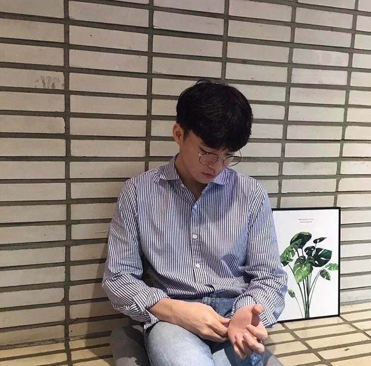 伏盛群枝