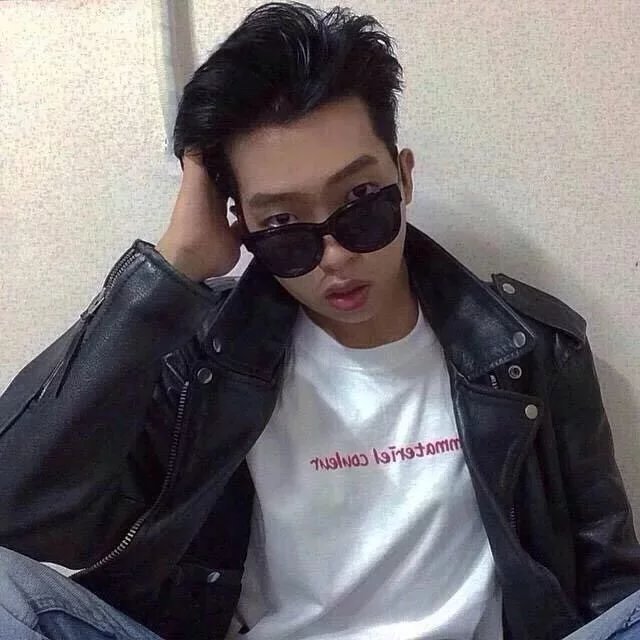 翁琰秀腾