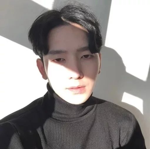 孟玛绿唯