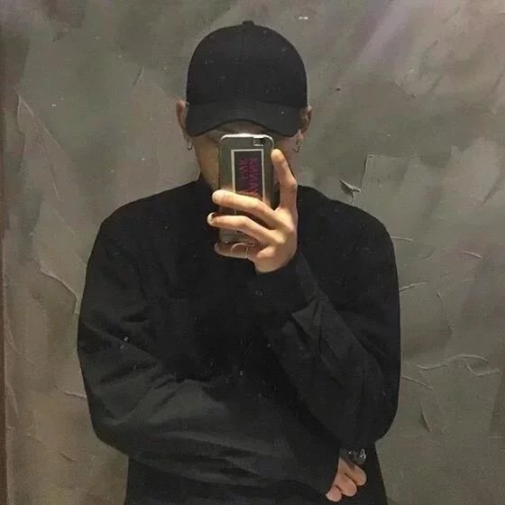 娄诚唯光