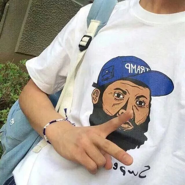 邹晨中婵