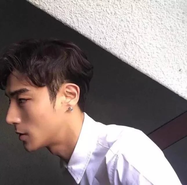 仲孙咏梅群